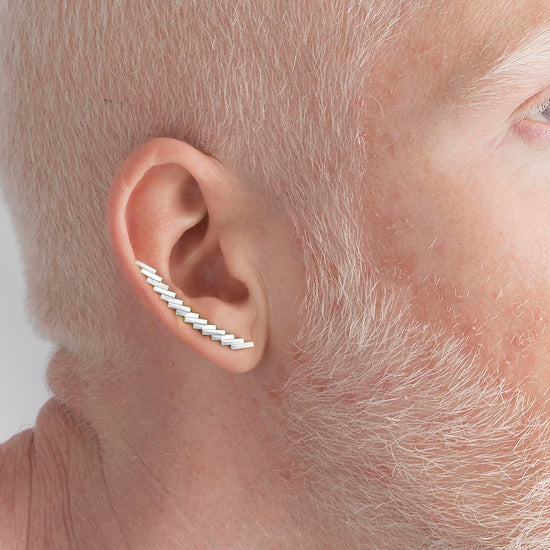 Line Brick Ear Climber