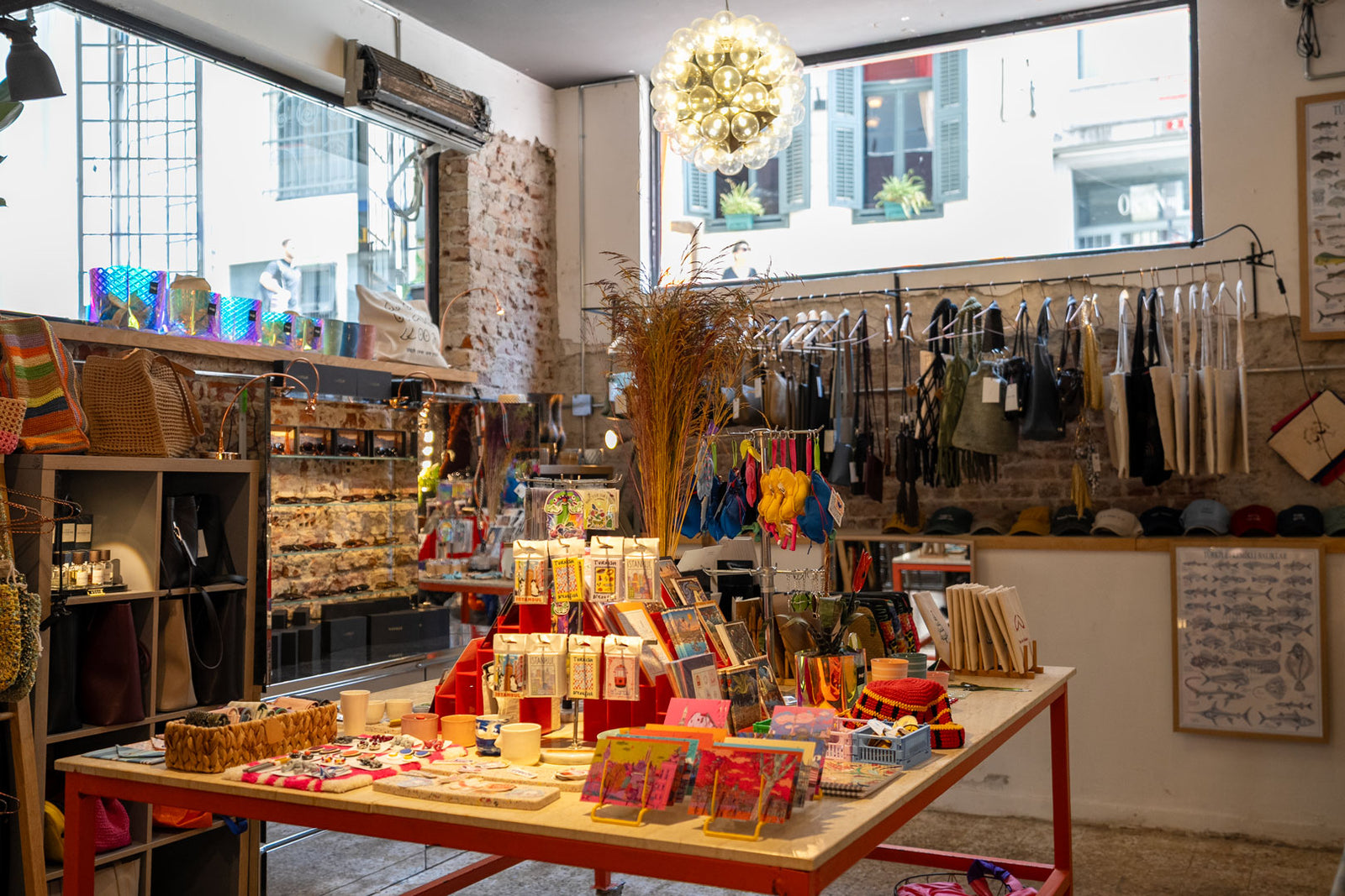 UNIQUERS STORE