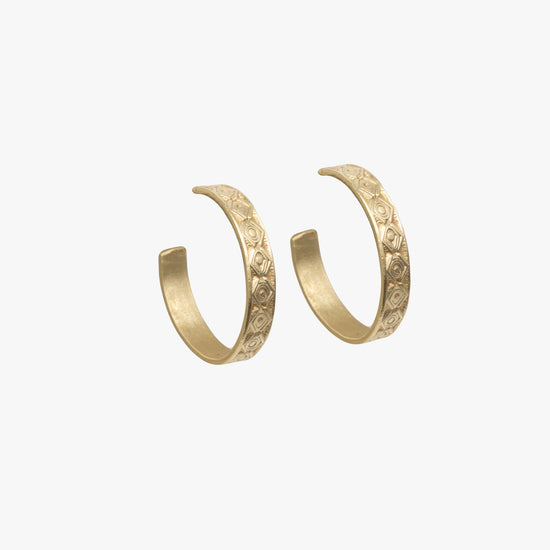 Line Wing Ear Climber