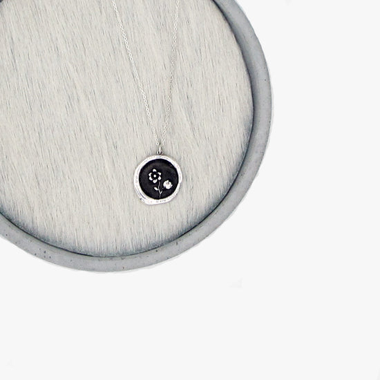 Manolya Mühür Kolye